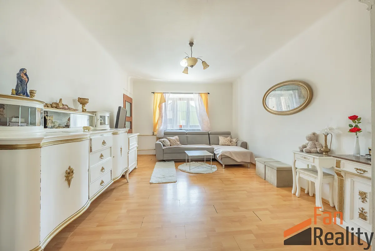 Prodej vícegeneračního domu 218 m², pozemek 445 m²