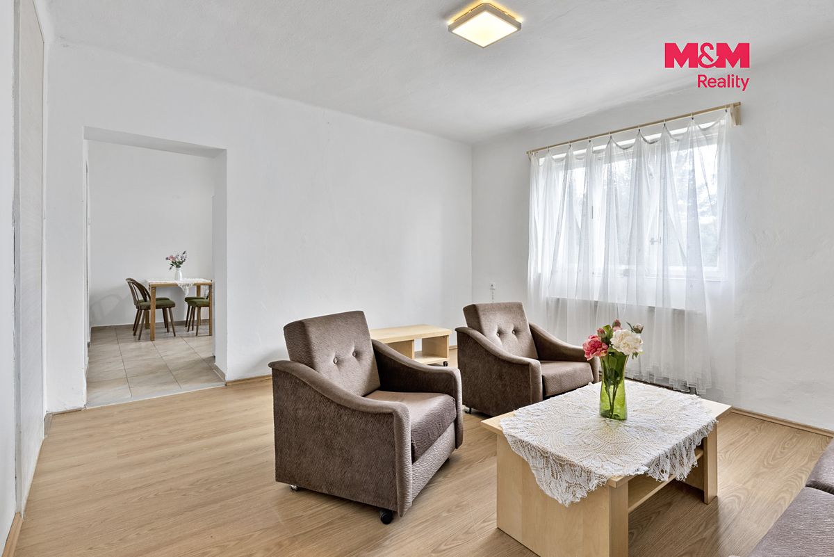 Prodej rodinného domu 120 m², pozemek 1240 m² – fotografie 3