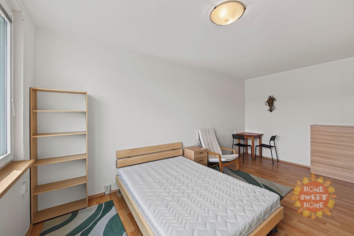 Pronájem bytu 1+kk 30 m² – fotografie 3