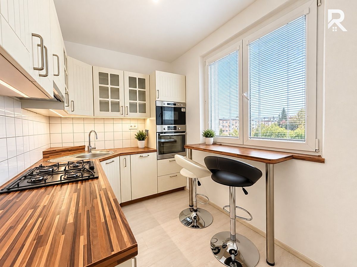 Pronájem bytu 2+1 52 m²