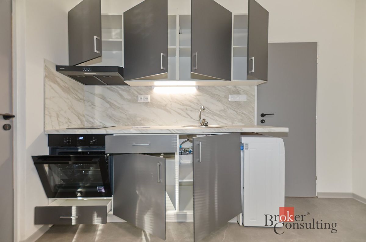 Pronájem bytu 1+1 36 m² – fotografie 4