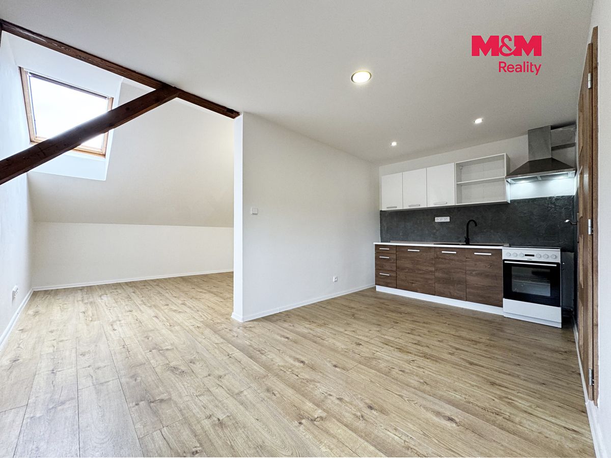 Pronájem bytu 1+kk 32 m² – fotografie 5