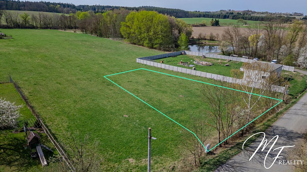 Prodej stavebního pozemku 1537 m² – fotografie 2