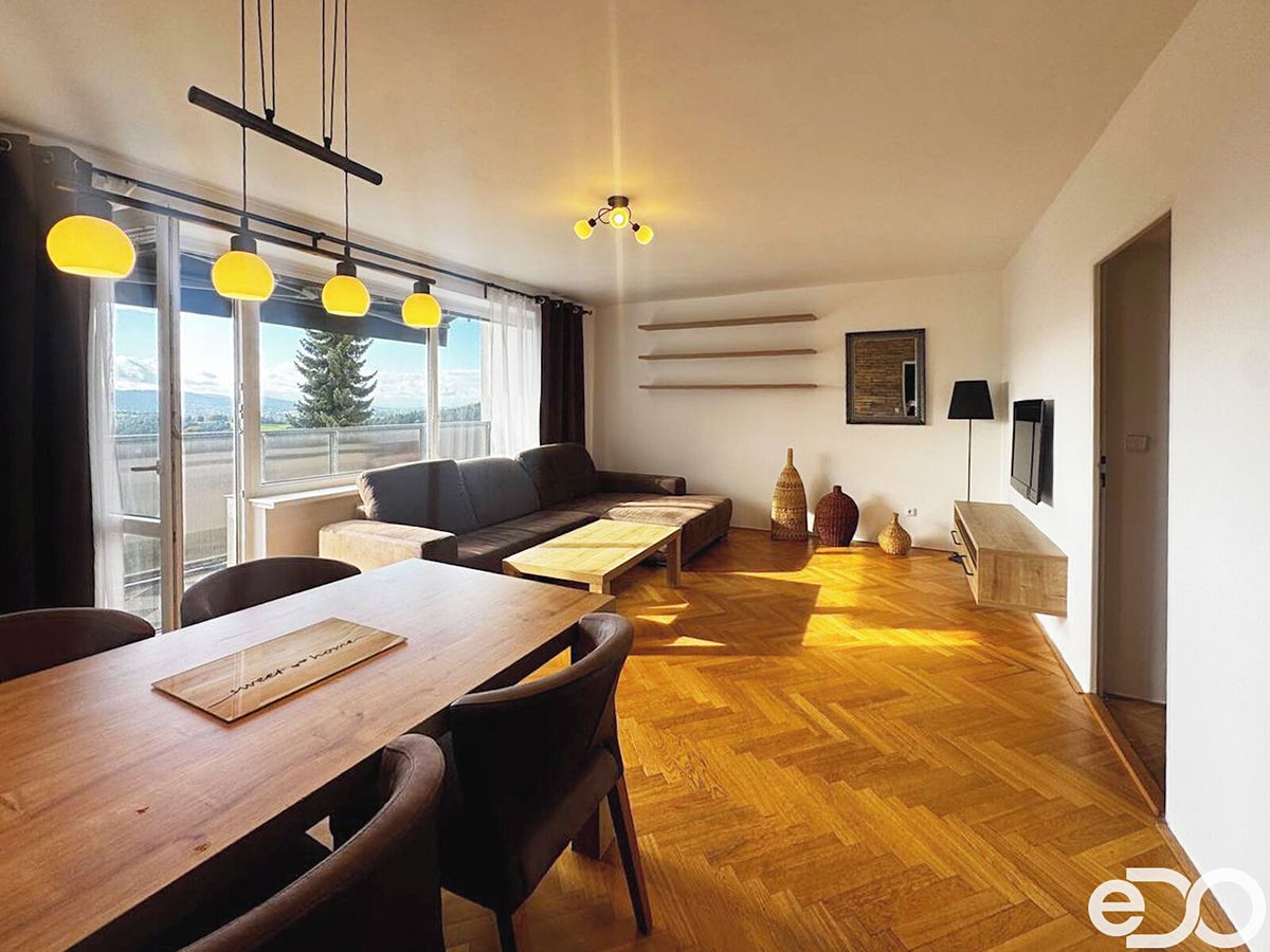 Pronájem bytu 3+1 95 m² – fotografie 2