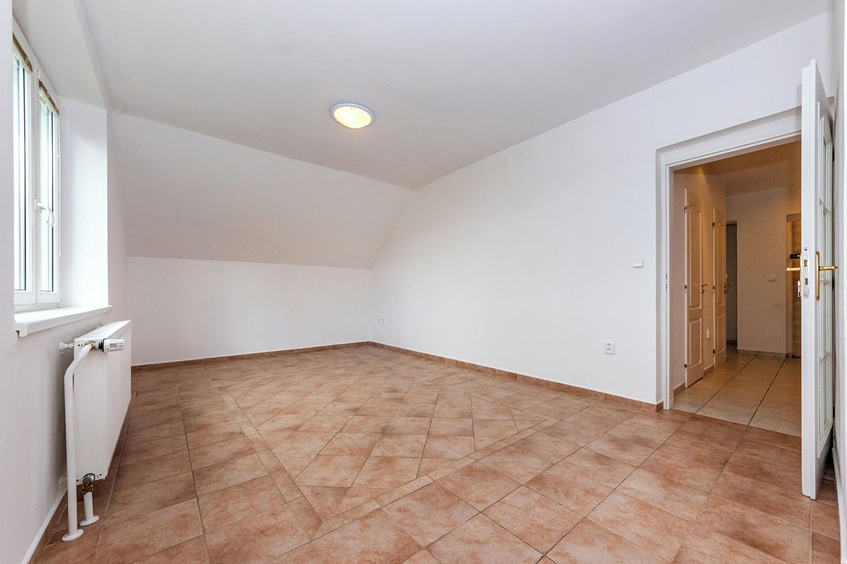Prodej bytu 4+1 89 m² – fotografie 5