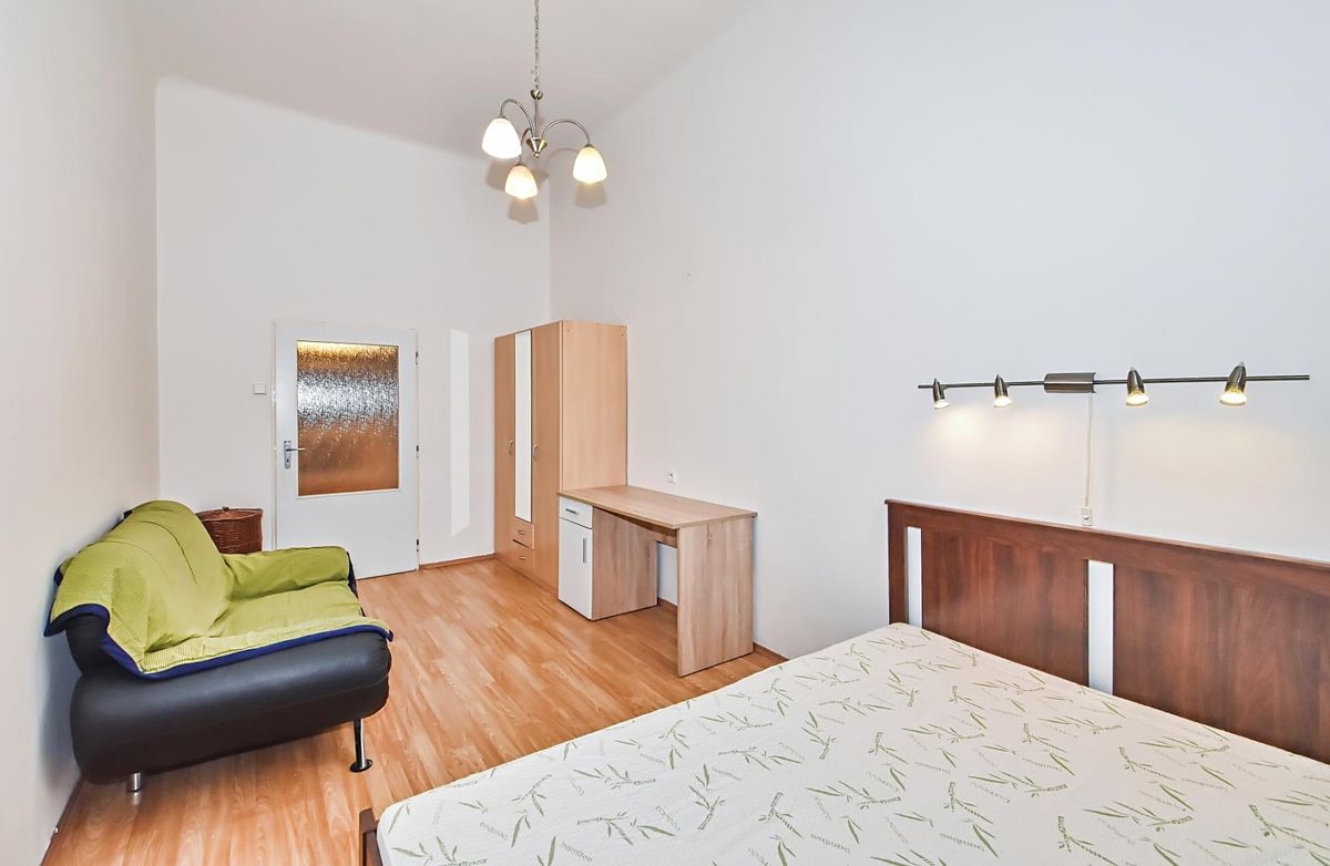 Pronájem bytu 1+1 35 m² – fotografie 3