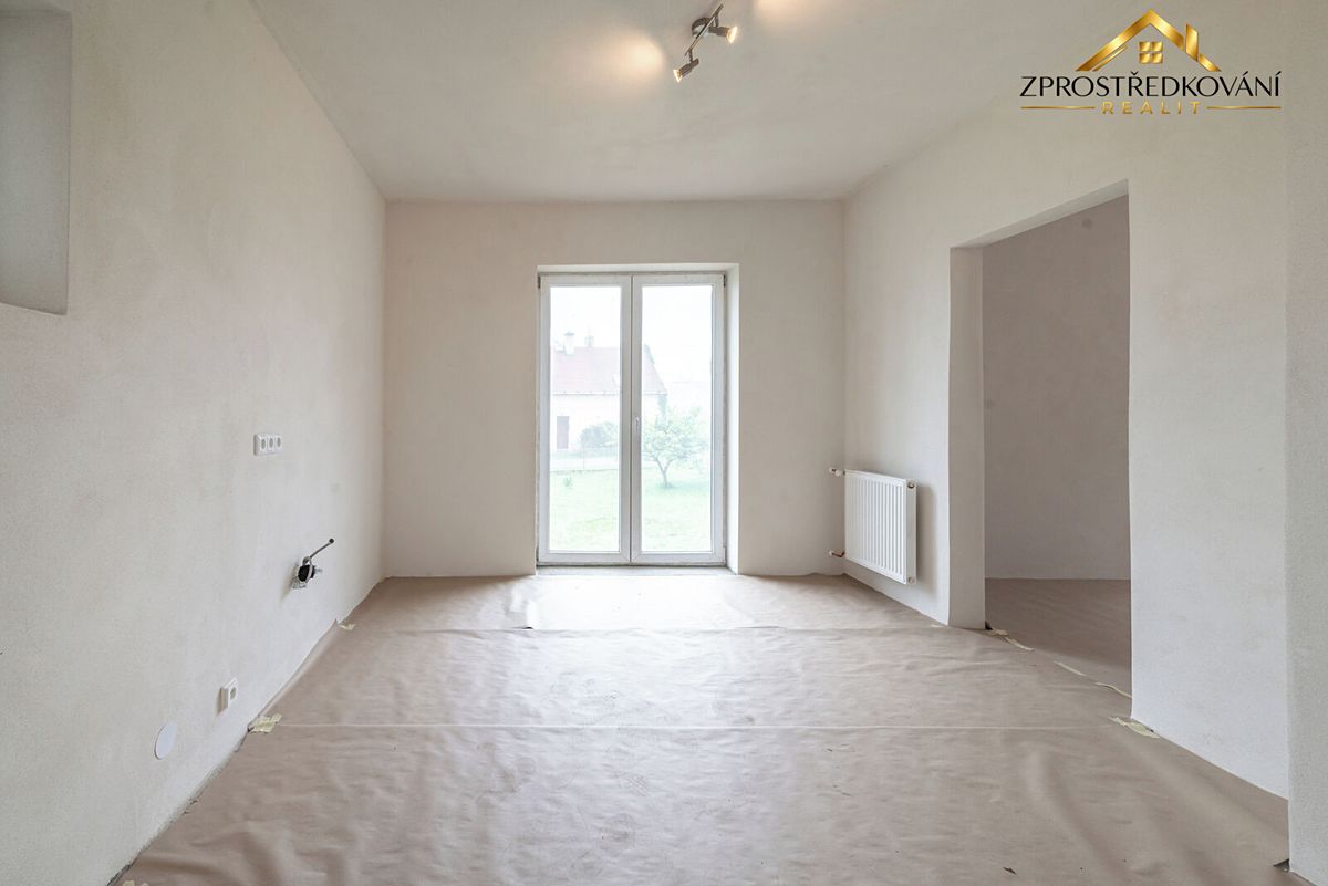 Prodej rodinného domu 109 m², pozemek 1011 m² – fotografie 3