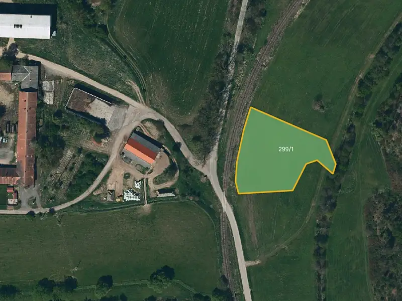 Prodej pole 11075 m², Radkov – náhled fotky 1
