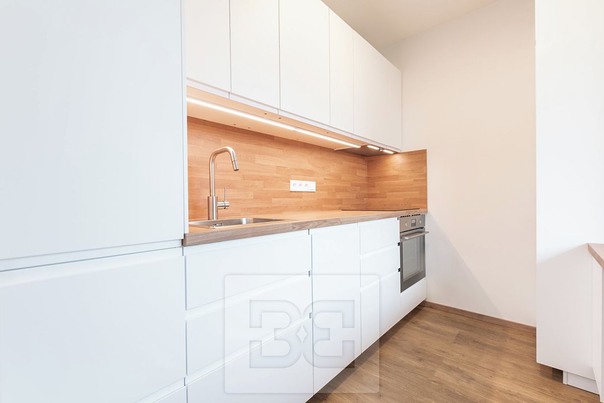 Pronájem bytu 2+kk 52 m²