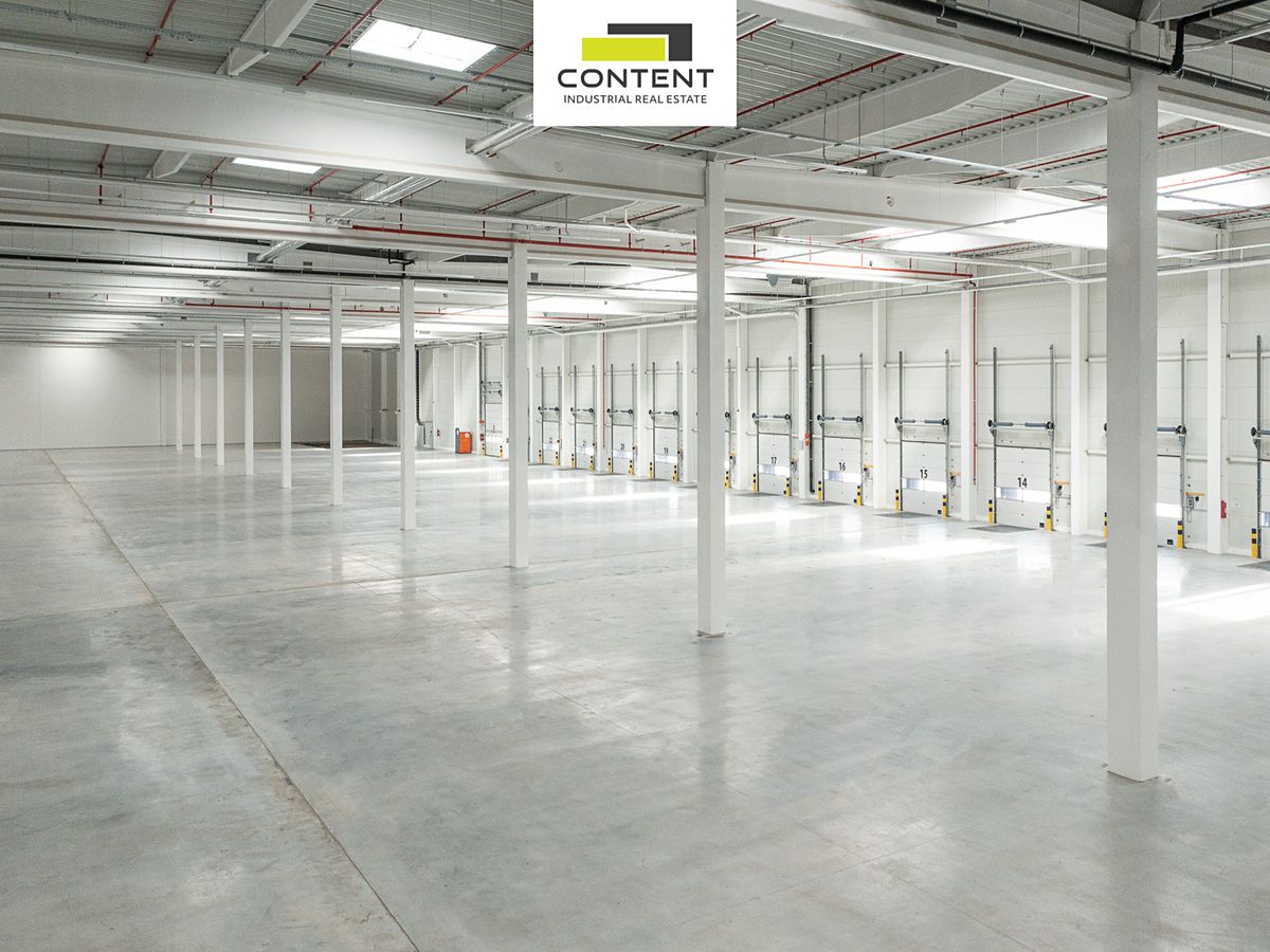 Pronájem skladového prostoru 10275 m² – fotografie 2