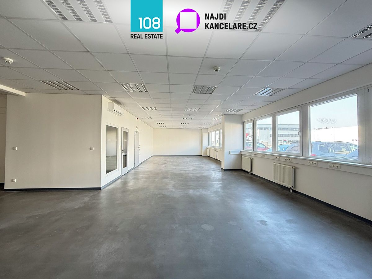 Pronájem kanceláře 1310 m² – fotografie 3