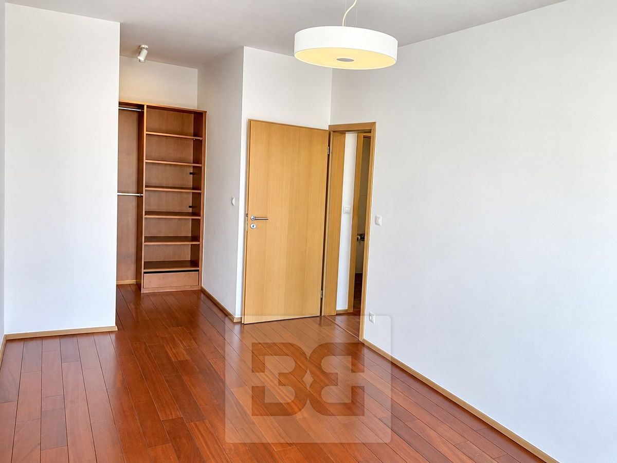 Pronájem bytu 3+kk 138 m² – fotografie 3