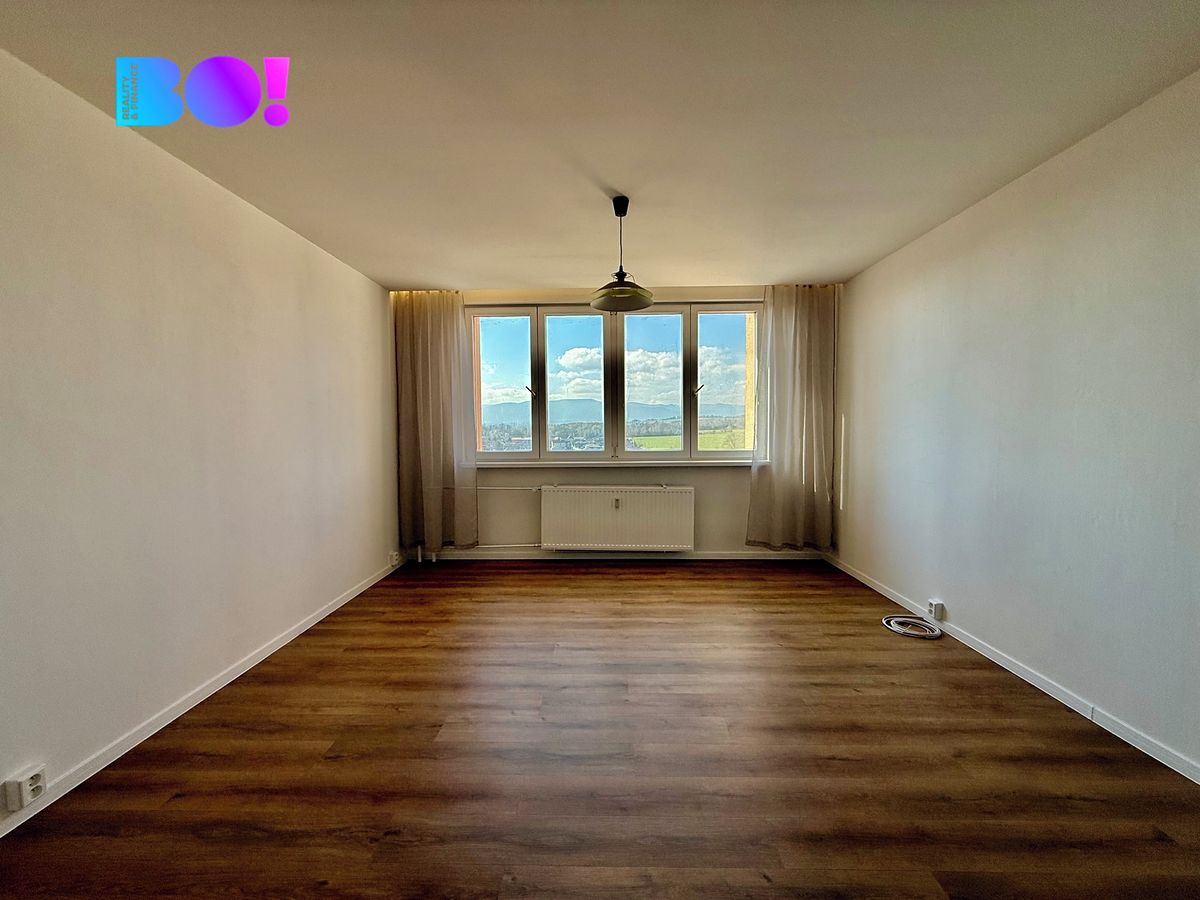 Pronájem bytu 1+kk 34 m² – fotografie 4