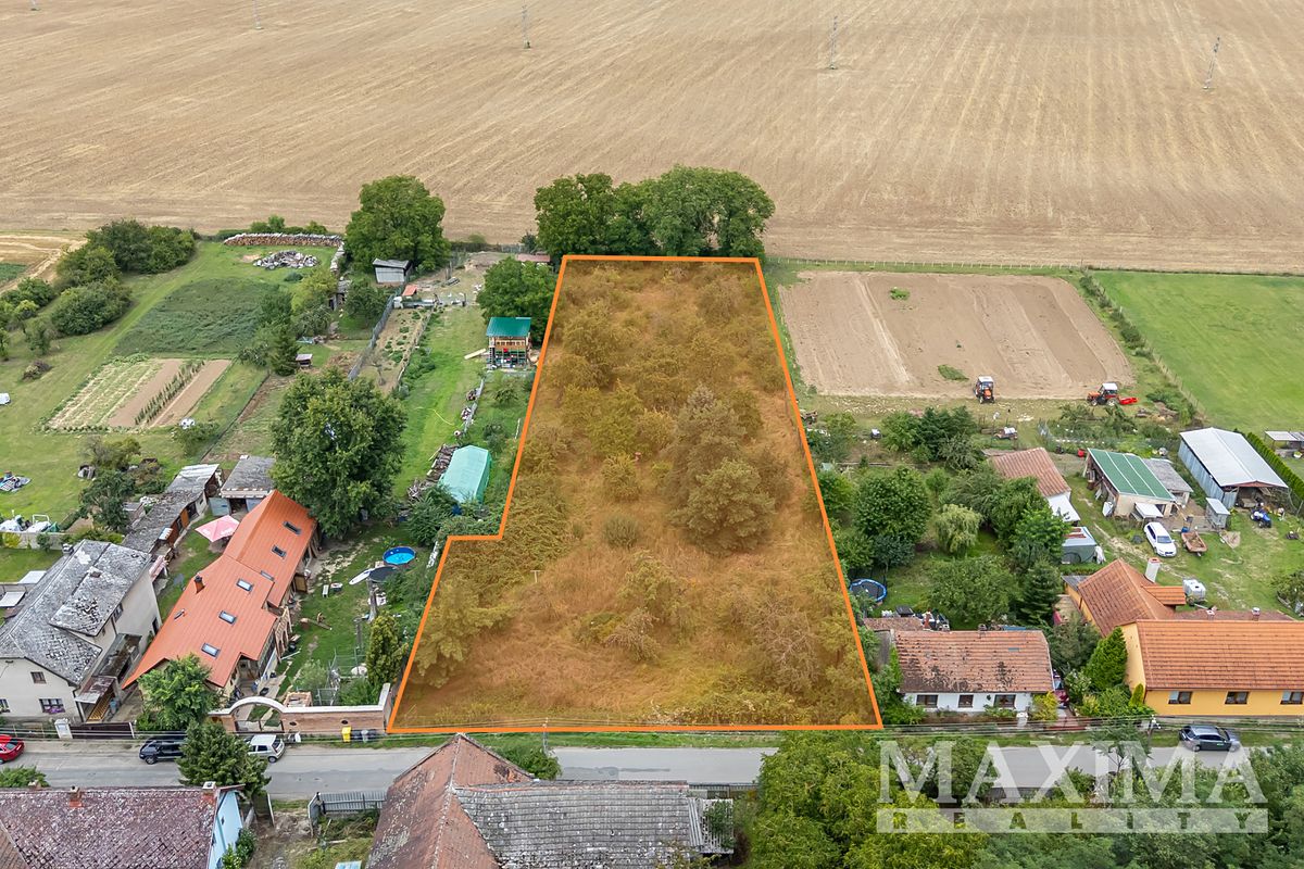Prodej stavebního pozemku 3823 m² – fotografie 3