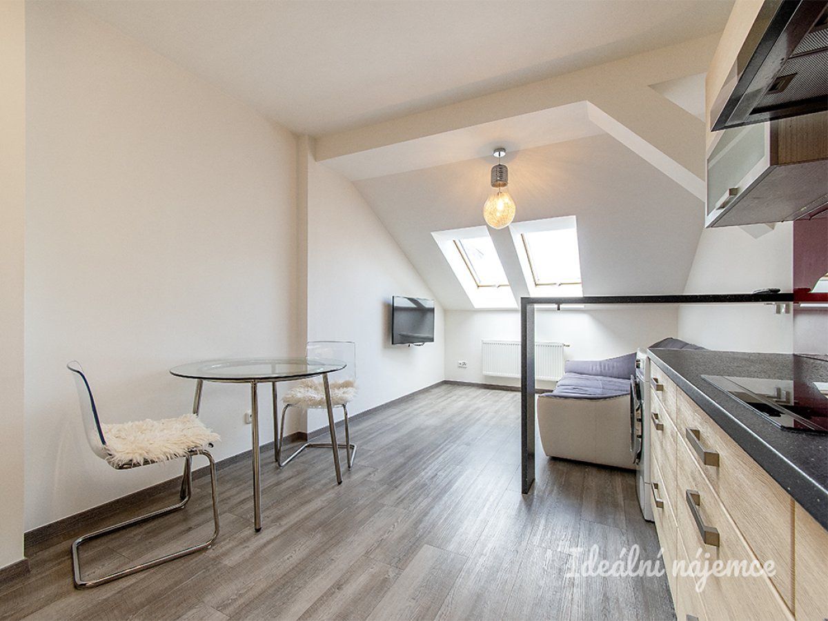 Pronájem bytu 3+kk 78 m² – fotografie 5