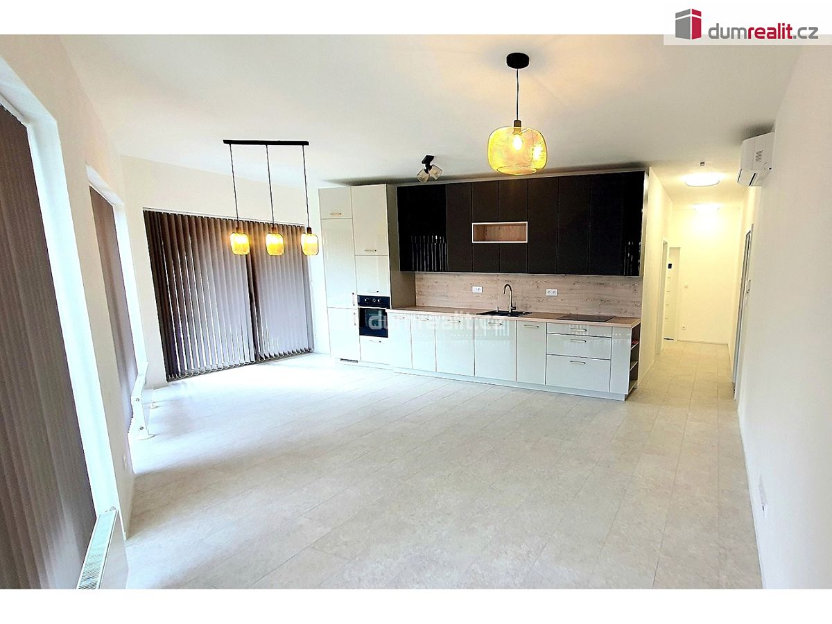 Pronájem bytu 3+kk 88 m² – fotografie 4
