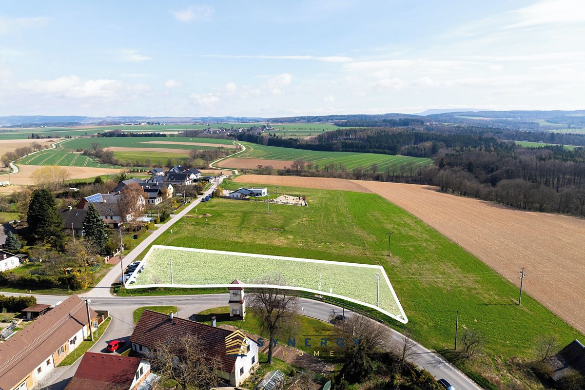 Prodej stavebního pozemku 1504 m²