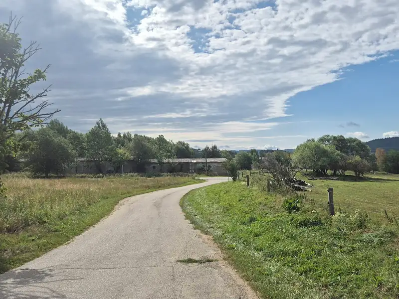 Prodej komerčního pozemku 1451 m², Lipno nad Vltavou – náhled fotky 2