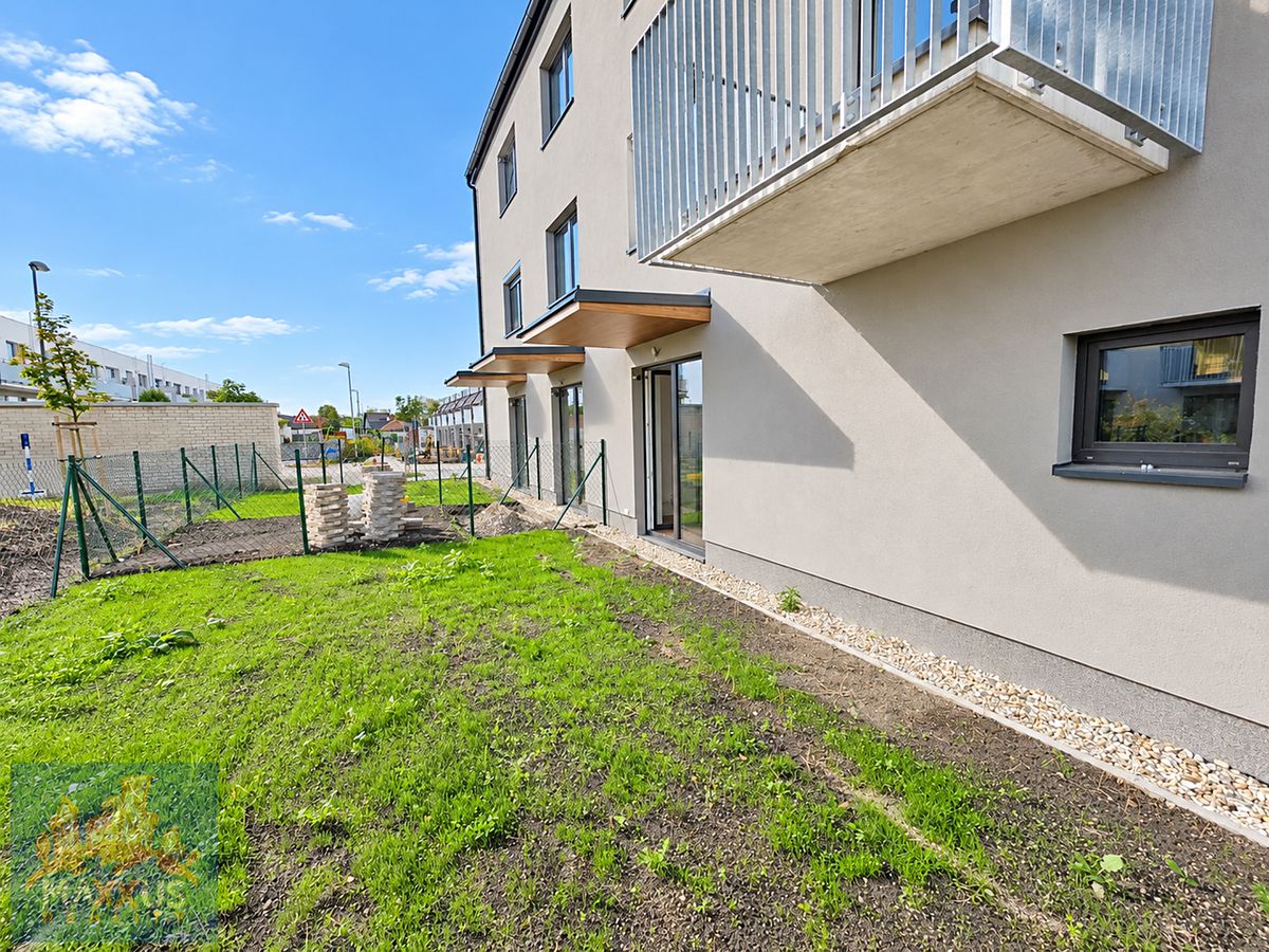 Pronájem bytu 1+kk 80 m²