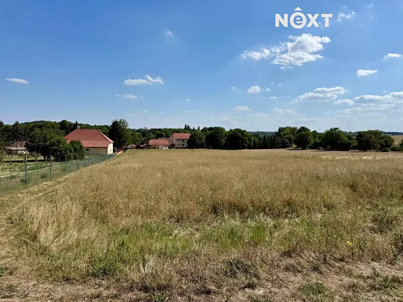 Prodej stavebního pozemku 1214 m², Číčovice – náhled fotky 1