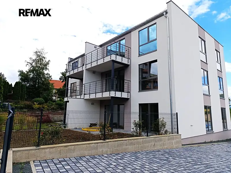 Pronájem bytu 3+kk 72 m², Bystřany – náhled fotky 1