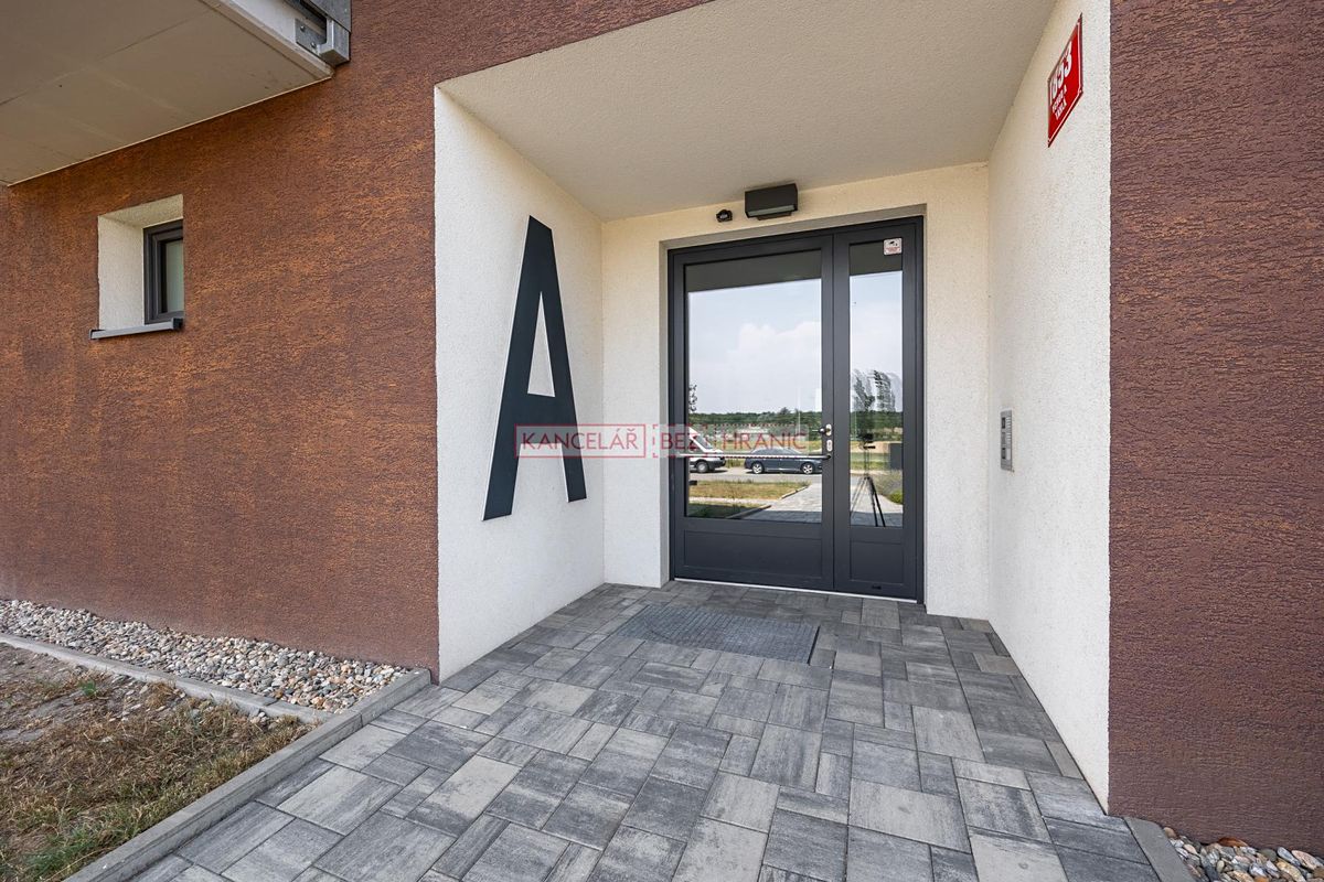 Pronájem bytu 1+kk 45 m² – fotografie 5