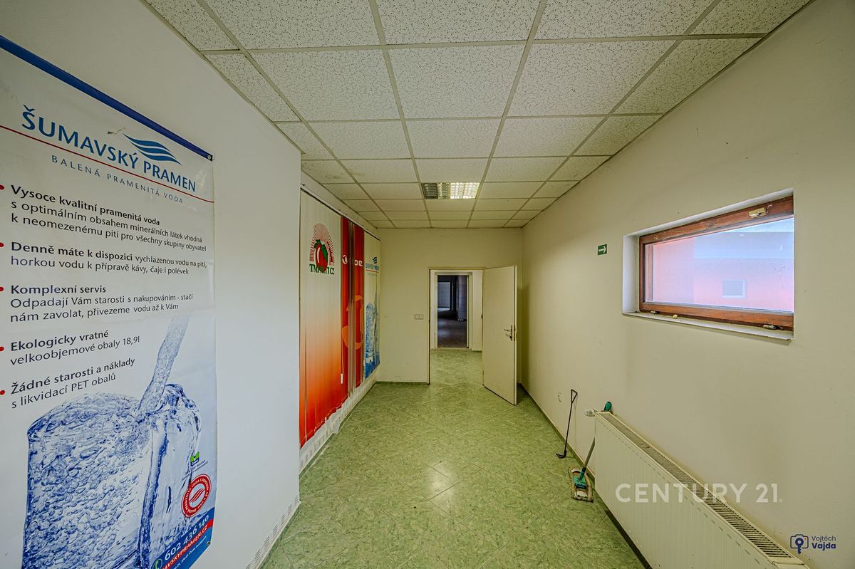 Prodej skladového prostoru 650 m² – fotografie 3