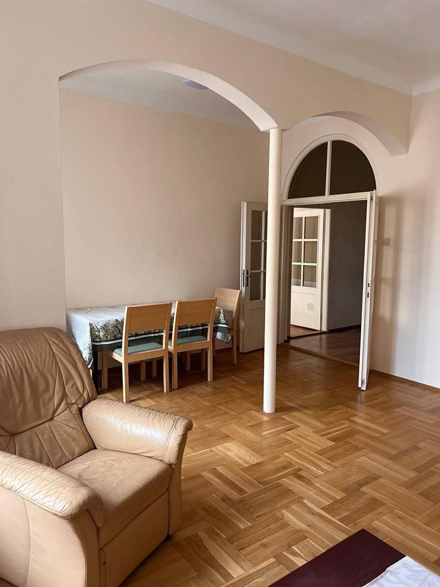 Pronájem bytu 4+1 140 m² – fotografie 5