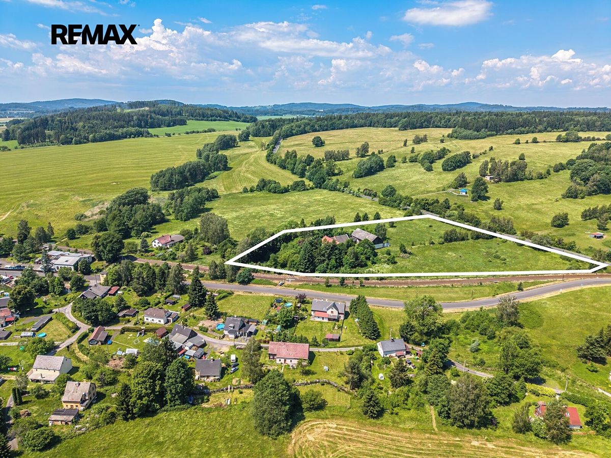 Prodej rodinného domu 1230 m², pozemek 1230 m², Velký Šenov – fotka 1 z 3