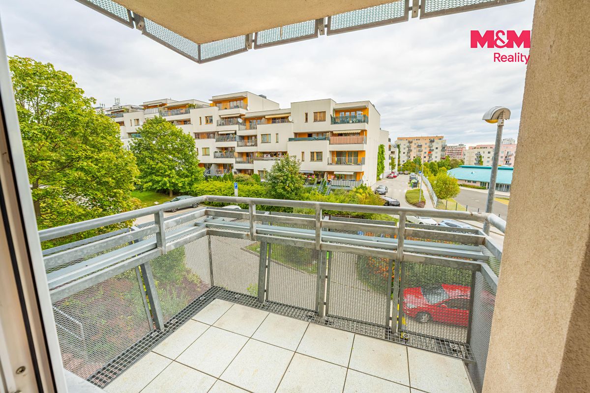 Pronájem bytu 2+kk 52 m² – fotografie 3