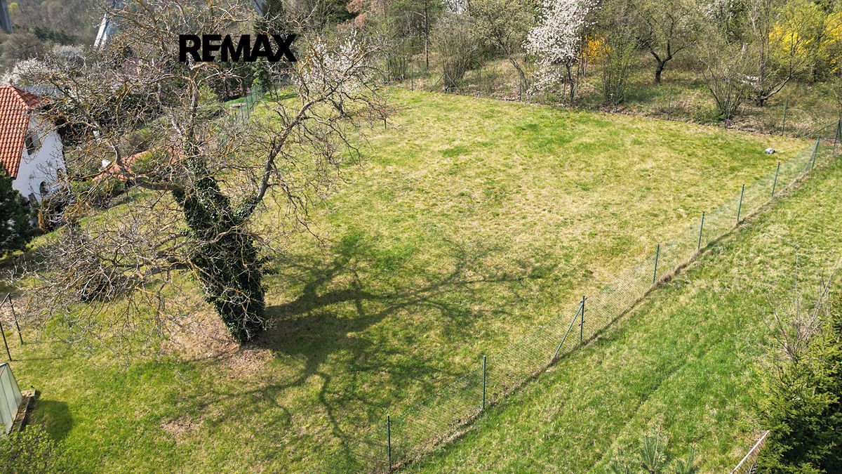 Prodej stavebního pozemku 1550 m² – fotografie 4