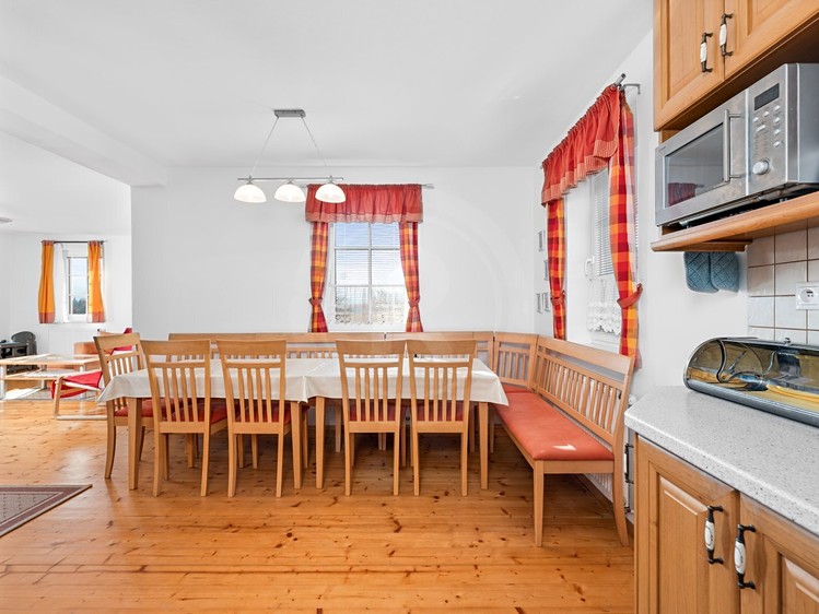 Haus zum Kauf, 230 m² (3 von 32)