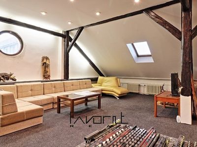 Prodej kanceláře 225 m²