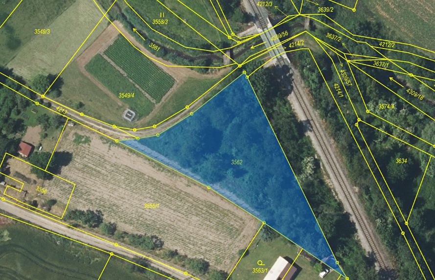 Dražba pole 3573 m², Roudnice nad Labem – fotka 1 z 3