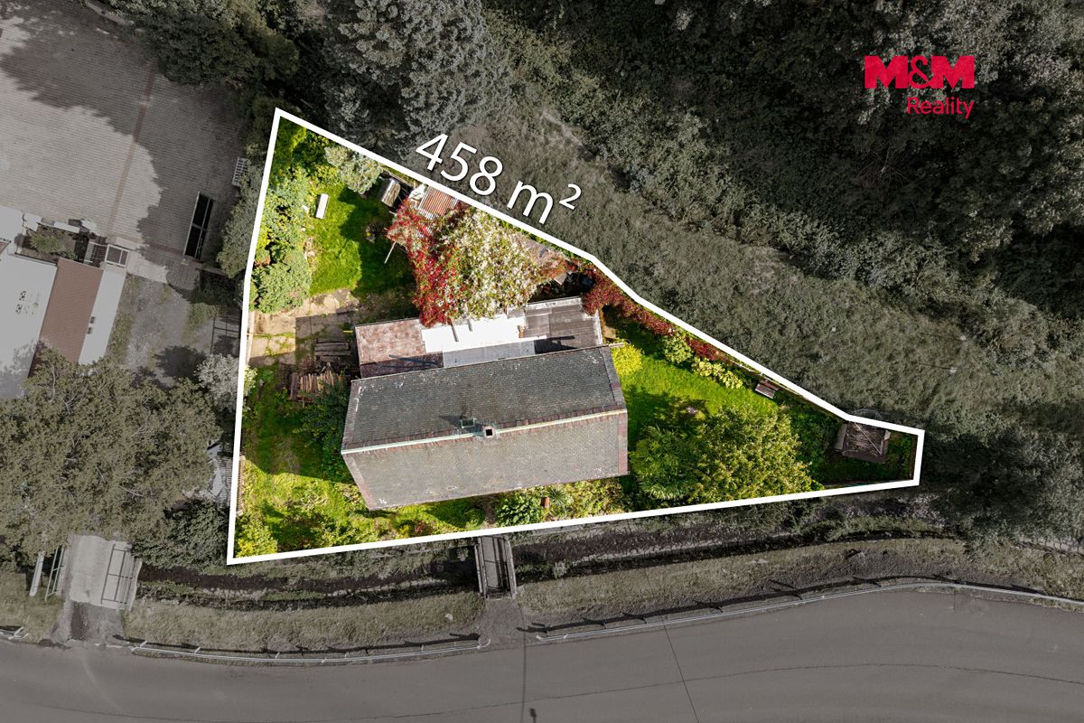 Prodej rodinného domu 519 m², pozemek 458 m² – fotografie 2