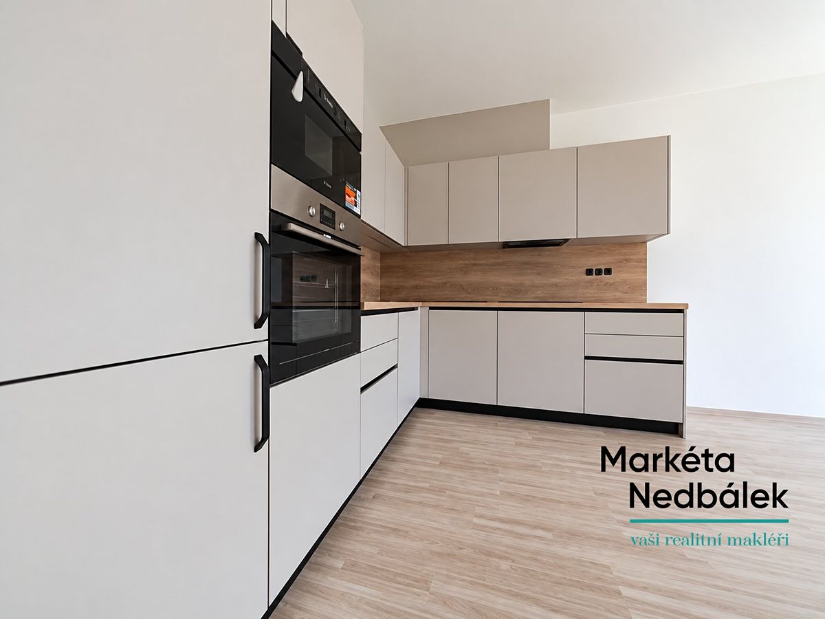 Pronájem bytu 2+kk 59 m² – fotografie 4
