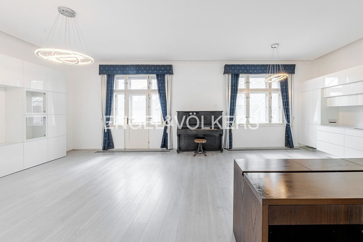 Pronájem bytu 2+kk 81 m² – fotografie 4