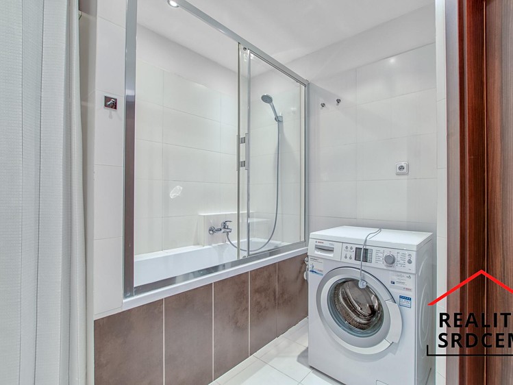 Pronájem bytu 3+1, 80 m² (10 z 25)