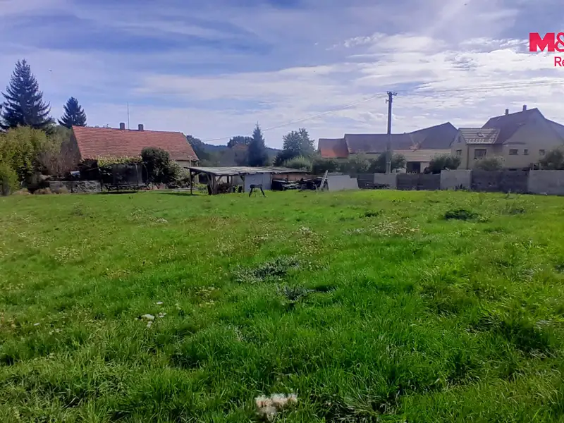 Prodej stavebního pozemku 980 m², Cehnice – náhled fotky 3