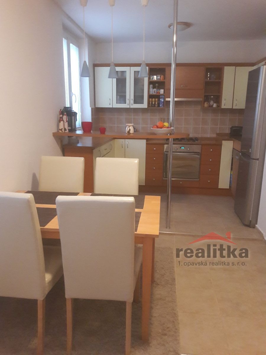 Pronájem bytu 3+kk 74 m² – fotografie 5