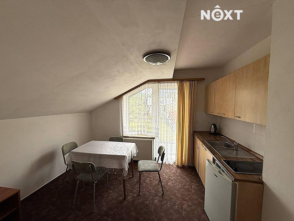 Pronájem bytu 2+kk 28 m² – fotografie 2