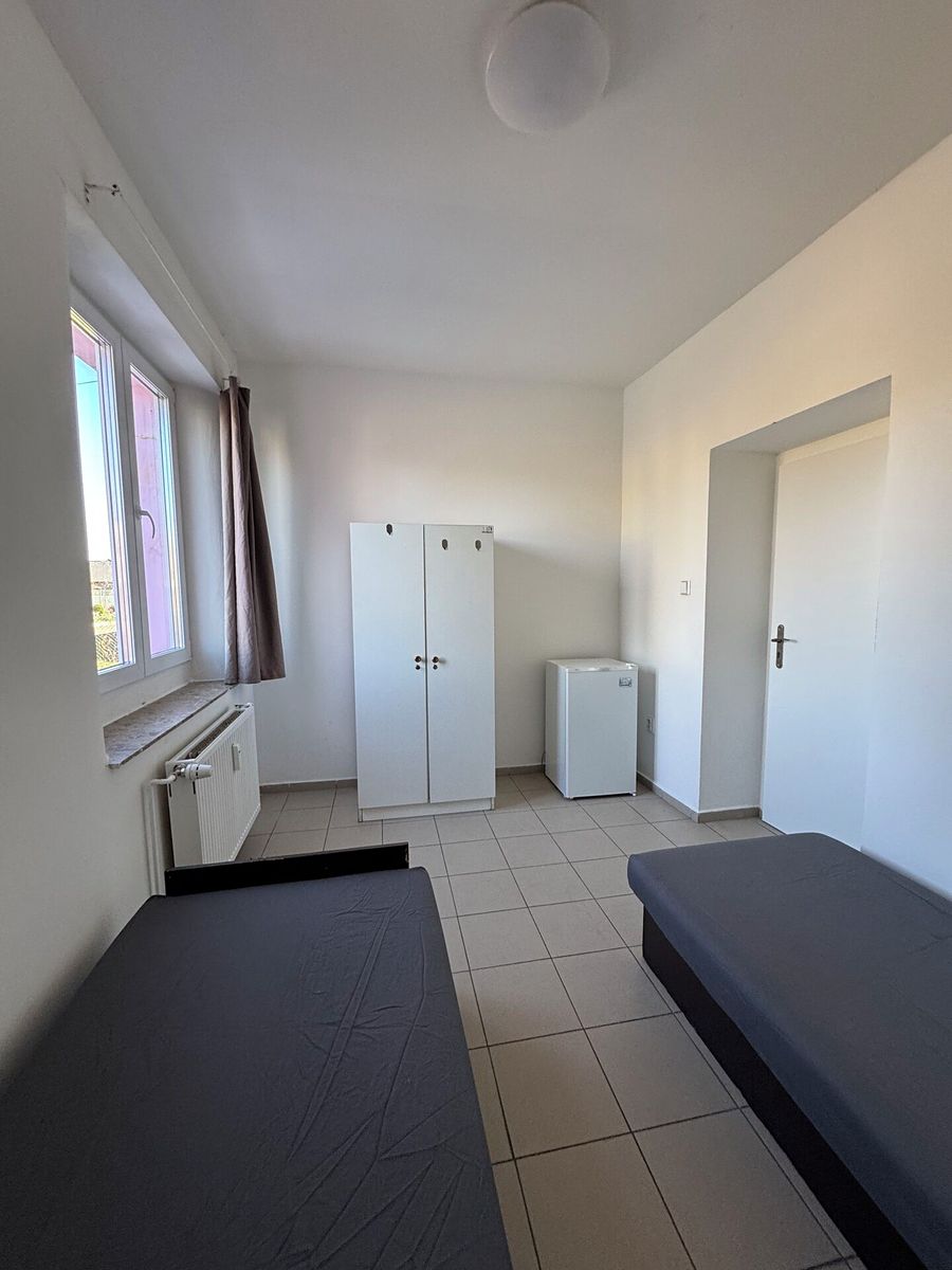 Pronájem bytu 5+kk 120 m² – fotografie 4