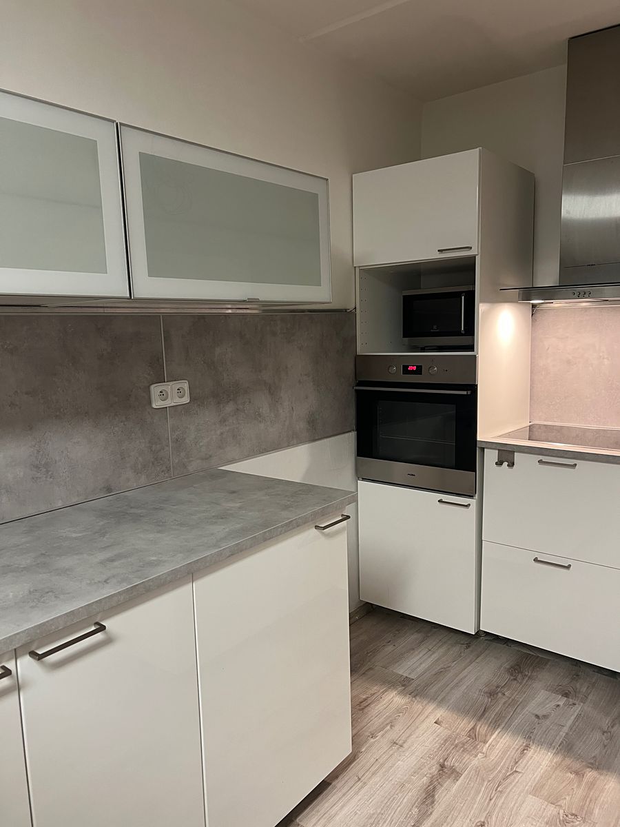 Pronájem bytu 2+kk 42 m² – fotografie 3