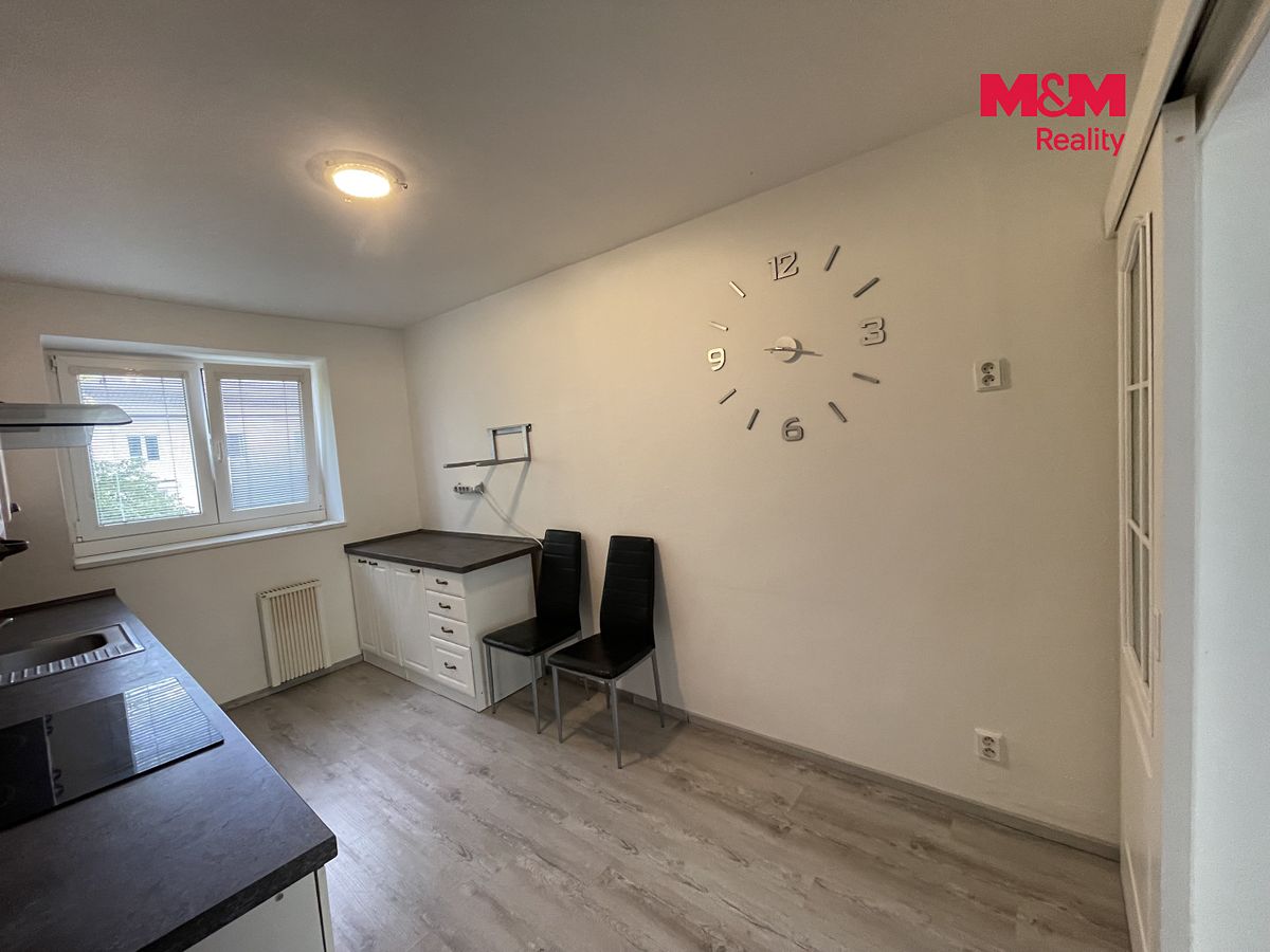 Pronájem bytu 2+1 52 m² – fotografie 4