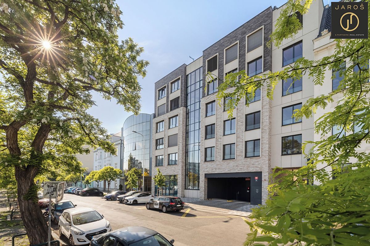 Prodej bytu 4+kk 106 m²