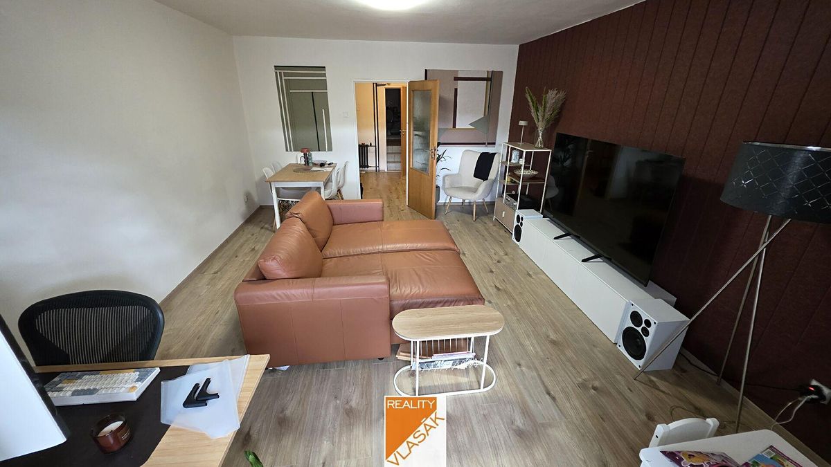 Pronájem bytu 2+1 109 m² – fotografie 4