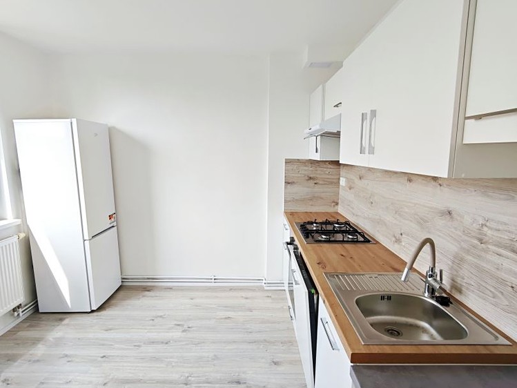 Квартира 3+1 в оренду, 72 м² (3 з 17)