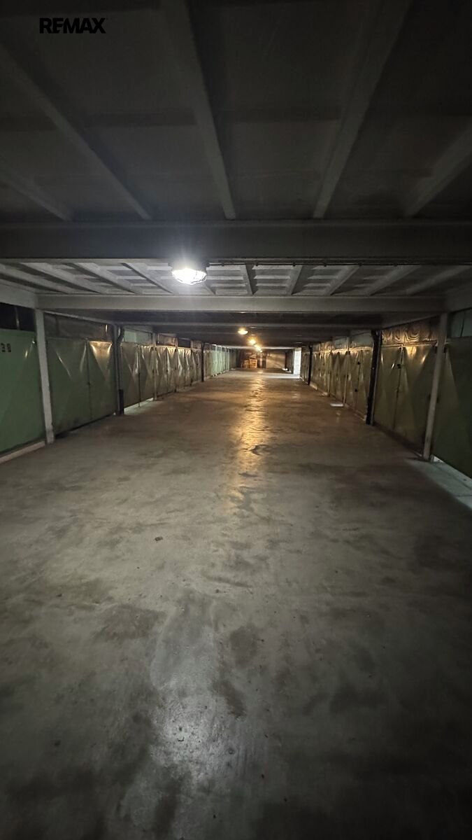Pronájem garáže 16 m² – fotografie 2