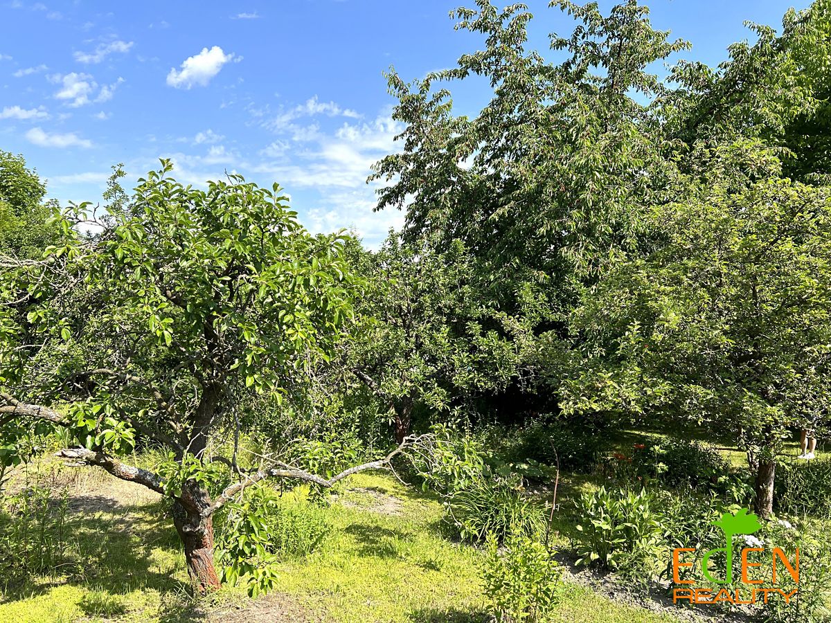 Prodej stavebního pozemku 897 m² – fotografie 5