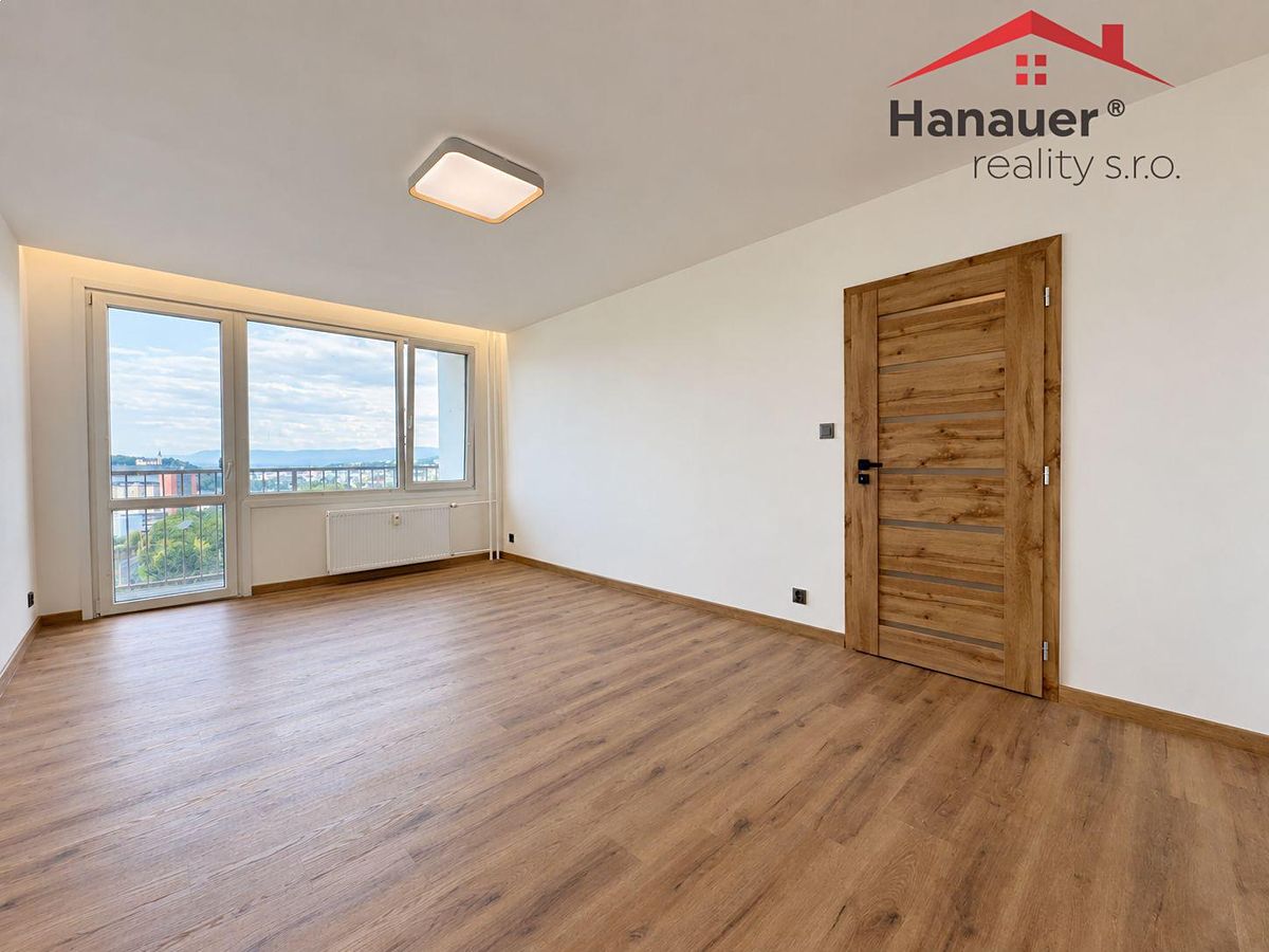 Pronájem bytu 2+1 64 m² – fotografie 2